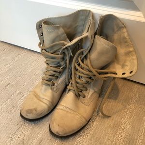 Steve Madden Boots